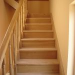 Oak staircase with turned balusters