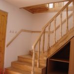Ash staircase