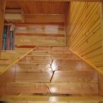 Larch staircase, alternating treads - Scari din lemn Suceava Larch staircase, alternating treads
