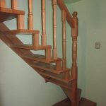Self-supporting beech staircase