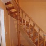 Natural beech staircase, curved treads - Scari din lemn Suceava Natural beech staircase, curved treads