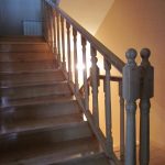 Concrete covering with ash treads - Scari din lemn Suceava Concrete covering with ash treads