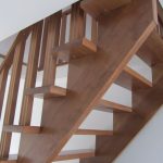 Beech staircase on wooden stringers - Scari din lemn Suceava scari-interioare-din-lemn-suceava-img_2635