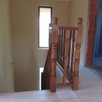 Golden oak colour beech staircase, with risers - Scari din lemn Suceava scari-interioare-din-lemn-suceava-img_3118