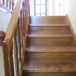 Golden oak colour beech staircase, with risers - Scari din lemn Suceava scari-interioare-din-lemn-suceava-img_3123