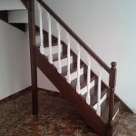 Beech staircase stained mahogany and white - Scari din lemn Suceava Beech staircase stained mahogany and white 5