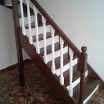 Beech staircase stained mahogany and white - Scari din lemn Suceava Beech staircase stained mahogany and white 3